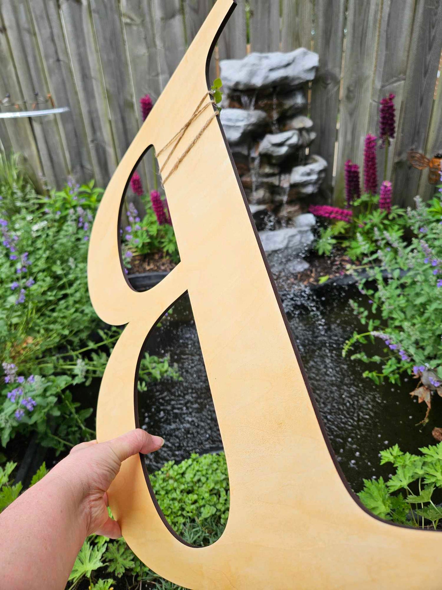 Large letter siganture board